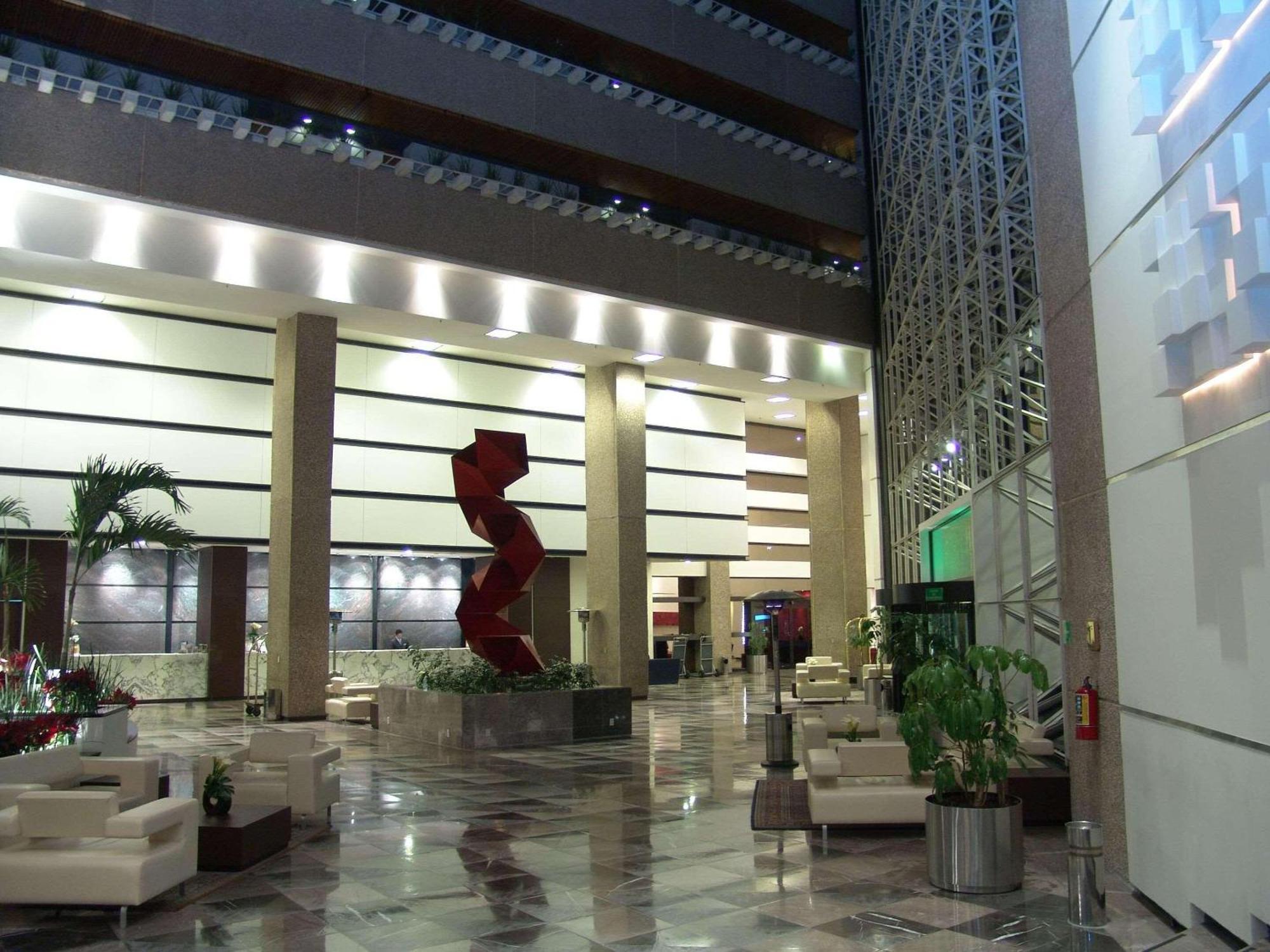 Radisson Paraiso Hotel Мехико Экстерьер фото Lobby